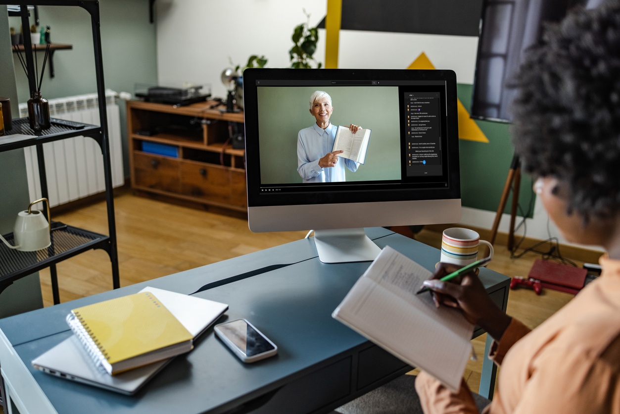What is a Webinar? 7 Ways Webinars Can Work for Your Business – WebinarJam